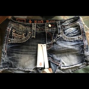 Size 25 rock revival shorts